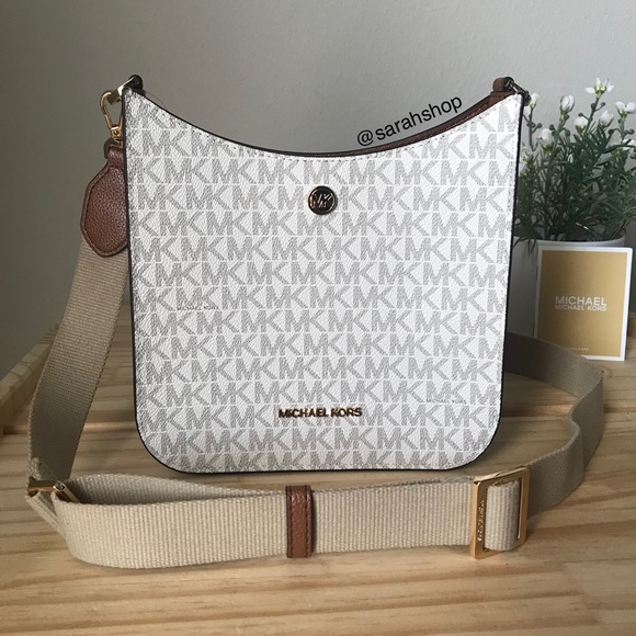 🌼Michael Kors Purse - Picture 1 of 11